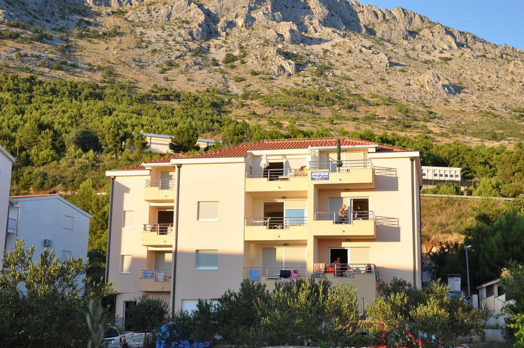 Gala Apartments Omis Exterior photo