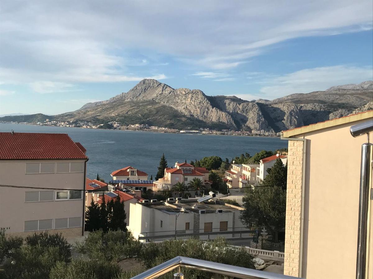 Gala Apartments Omis Exterior photo