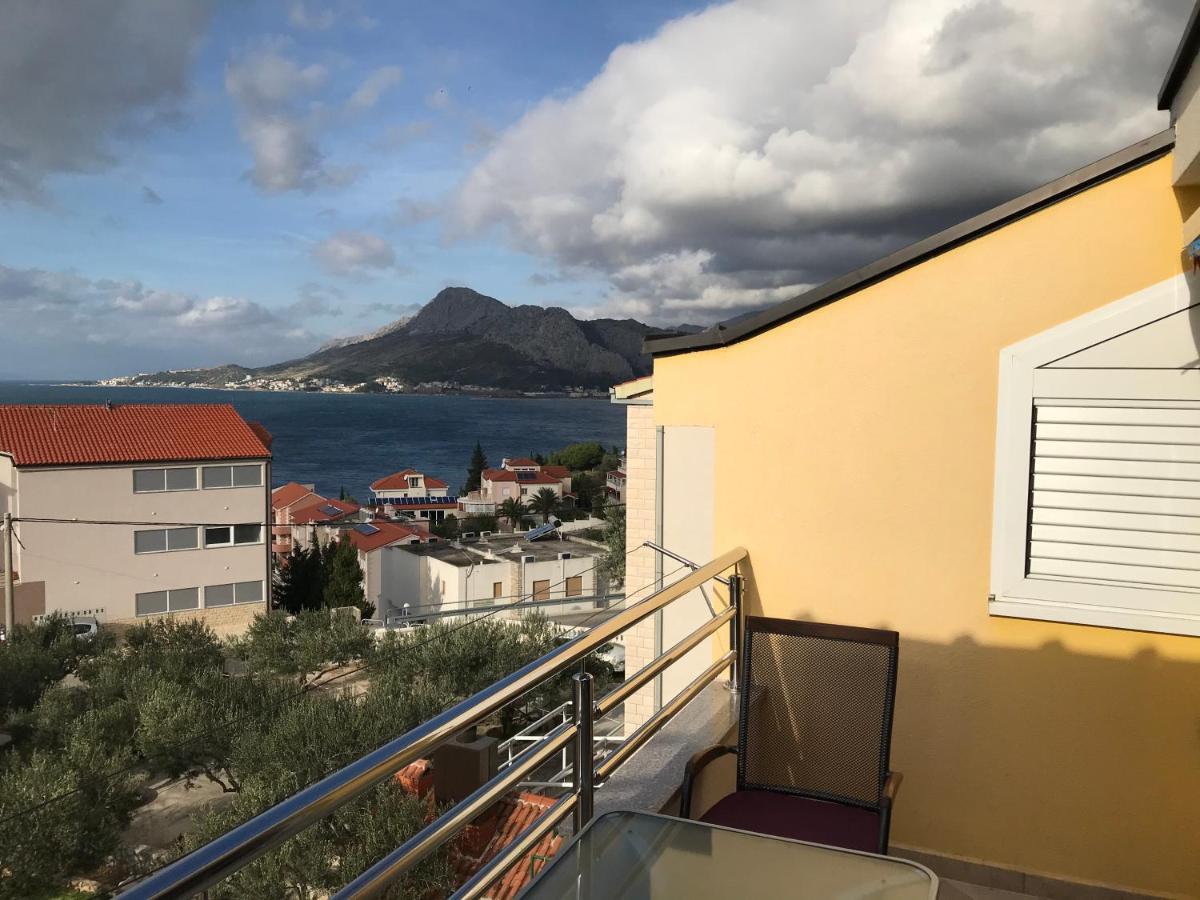 Gala Apartments Omis Exterior photo